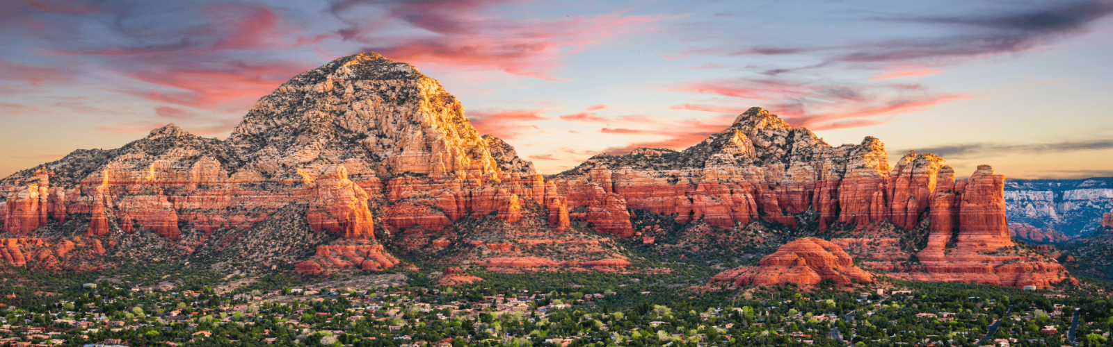 Red mountains in Sedona, Arizona